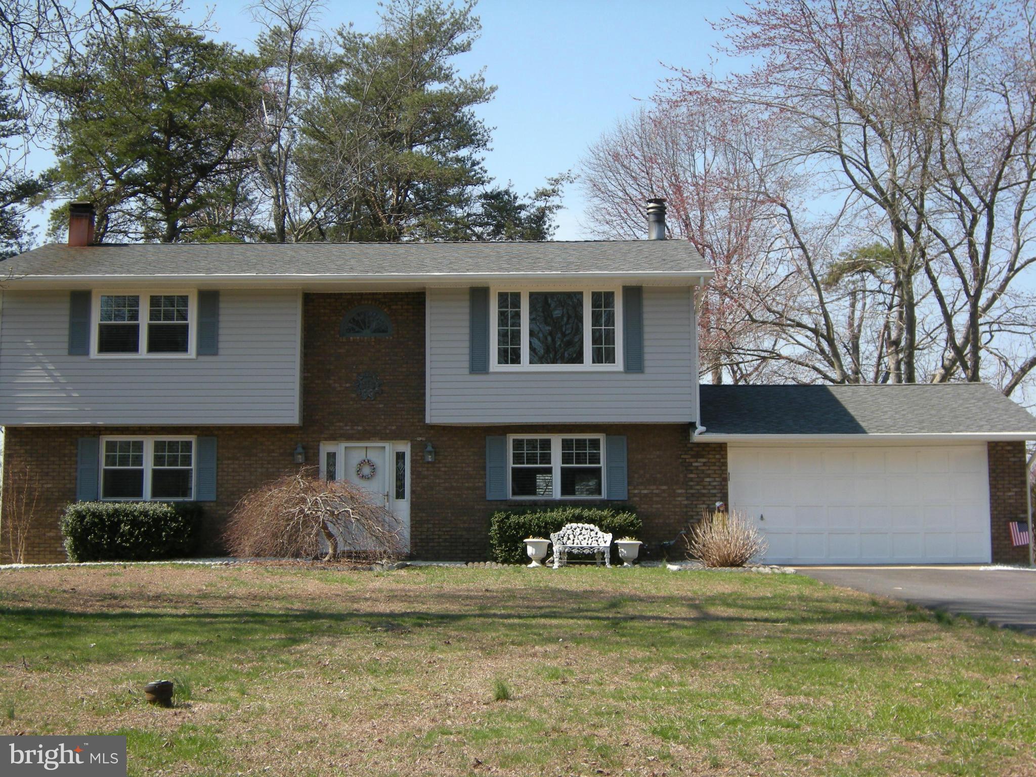 1518 Widows Mite Road Edgewater, MD 21037 - Photo 22 of 28 Exterior (Front)