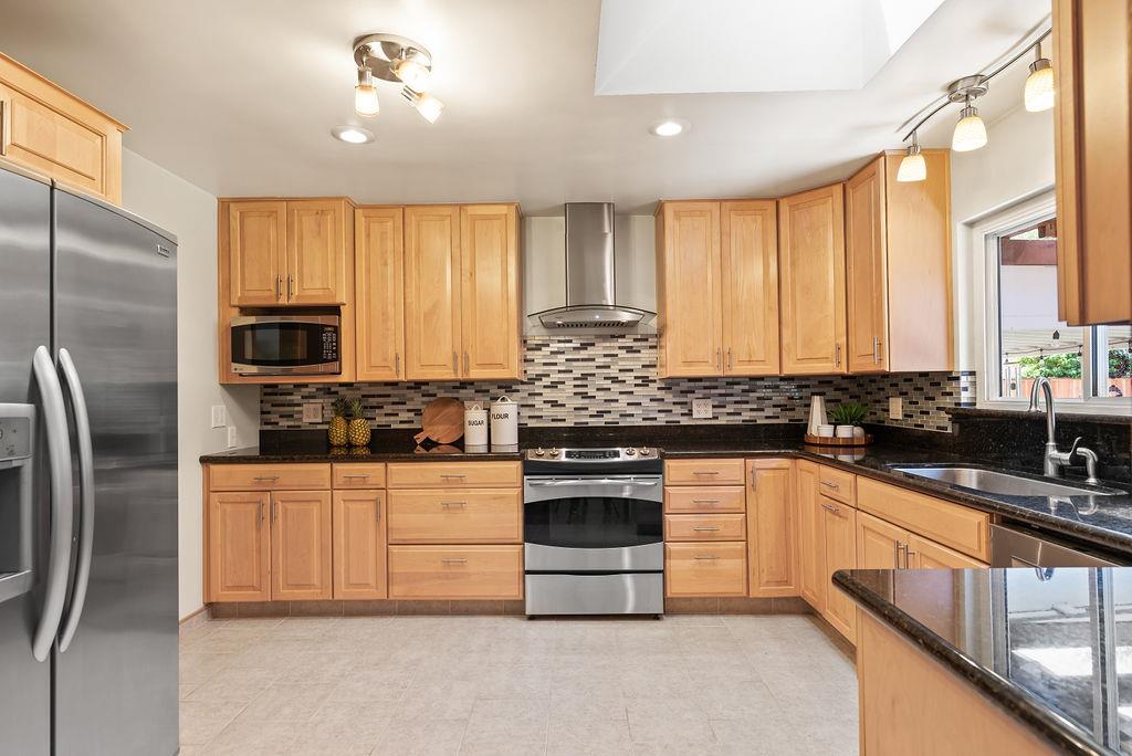 489 Rincon Avenue Sunnyvale, CA 94086 - Photo 12 of 38 Gallery Image 12