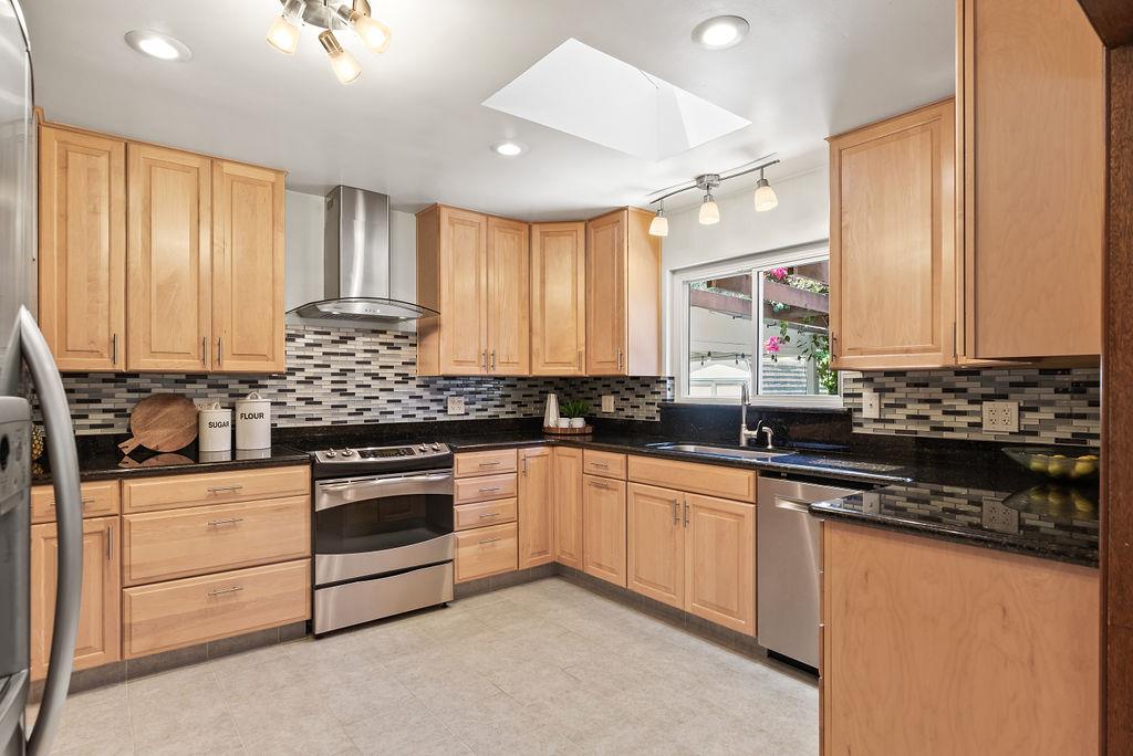 489 Rincon Avenue Sunnyvale, CA 94086 - Photo 13 of 38 Gallery Image 13