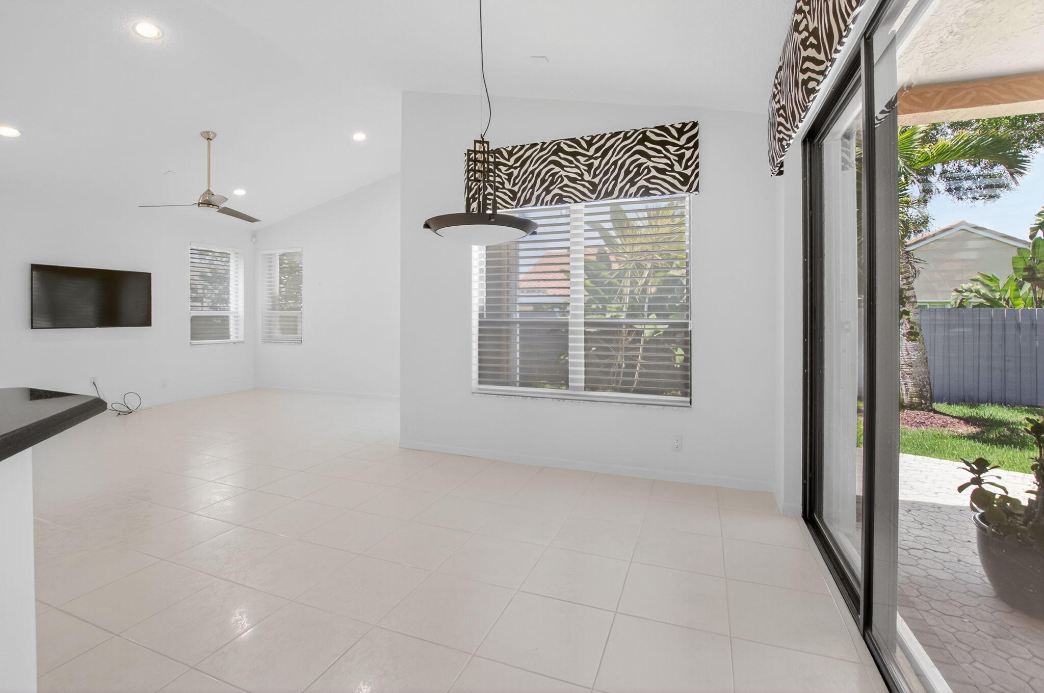 10028 Venezia Place Boca Raton, FL 33428 - Photo 11 of 40 10-web-or-mls-DSC_0371