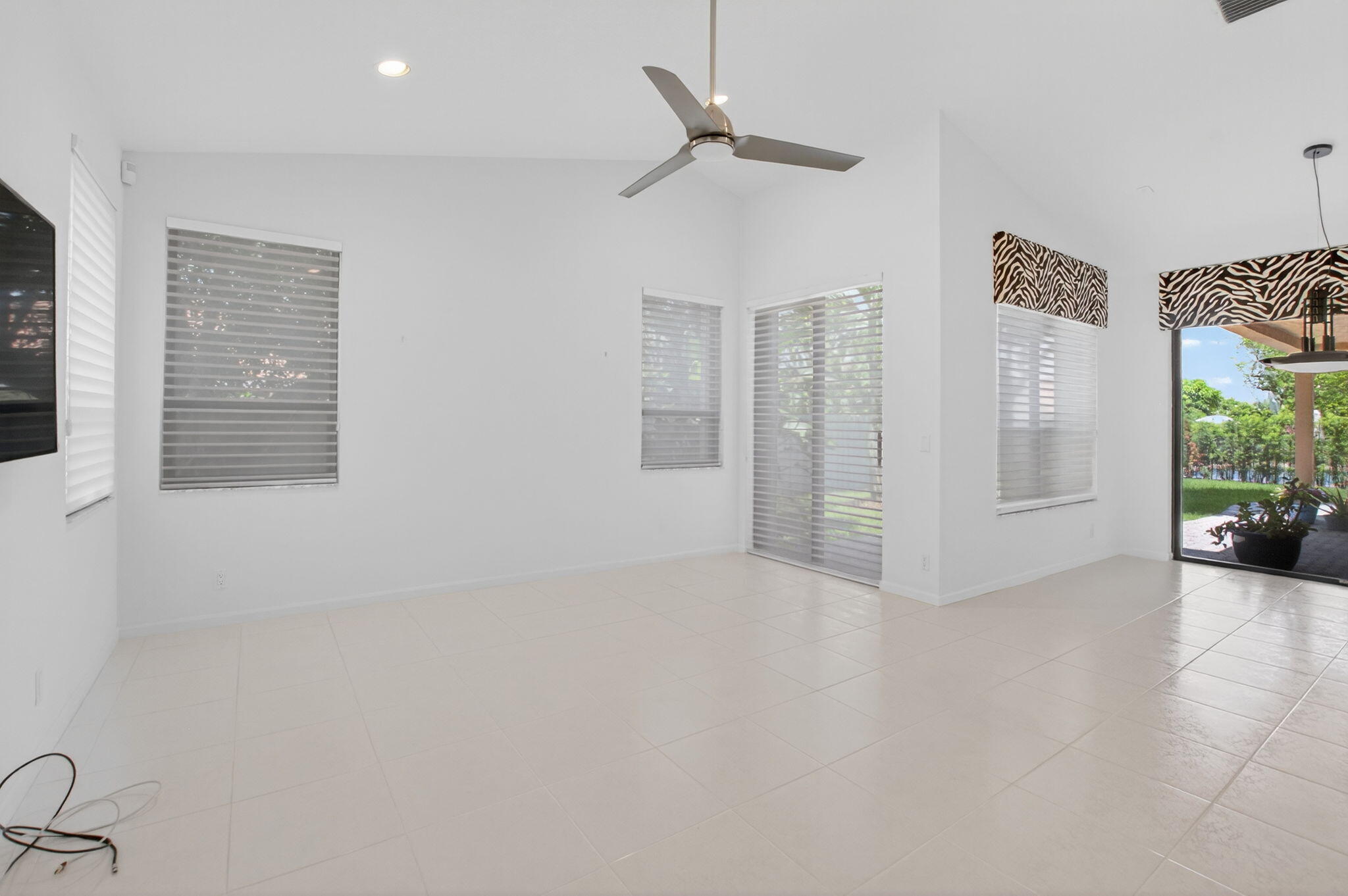 10028 Venezia Place Boca Raton, FL 33428 - Photo 14 of 40 13-web-or-mls-DSC_0386