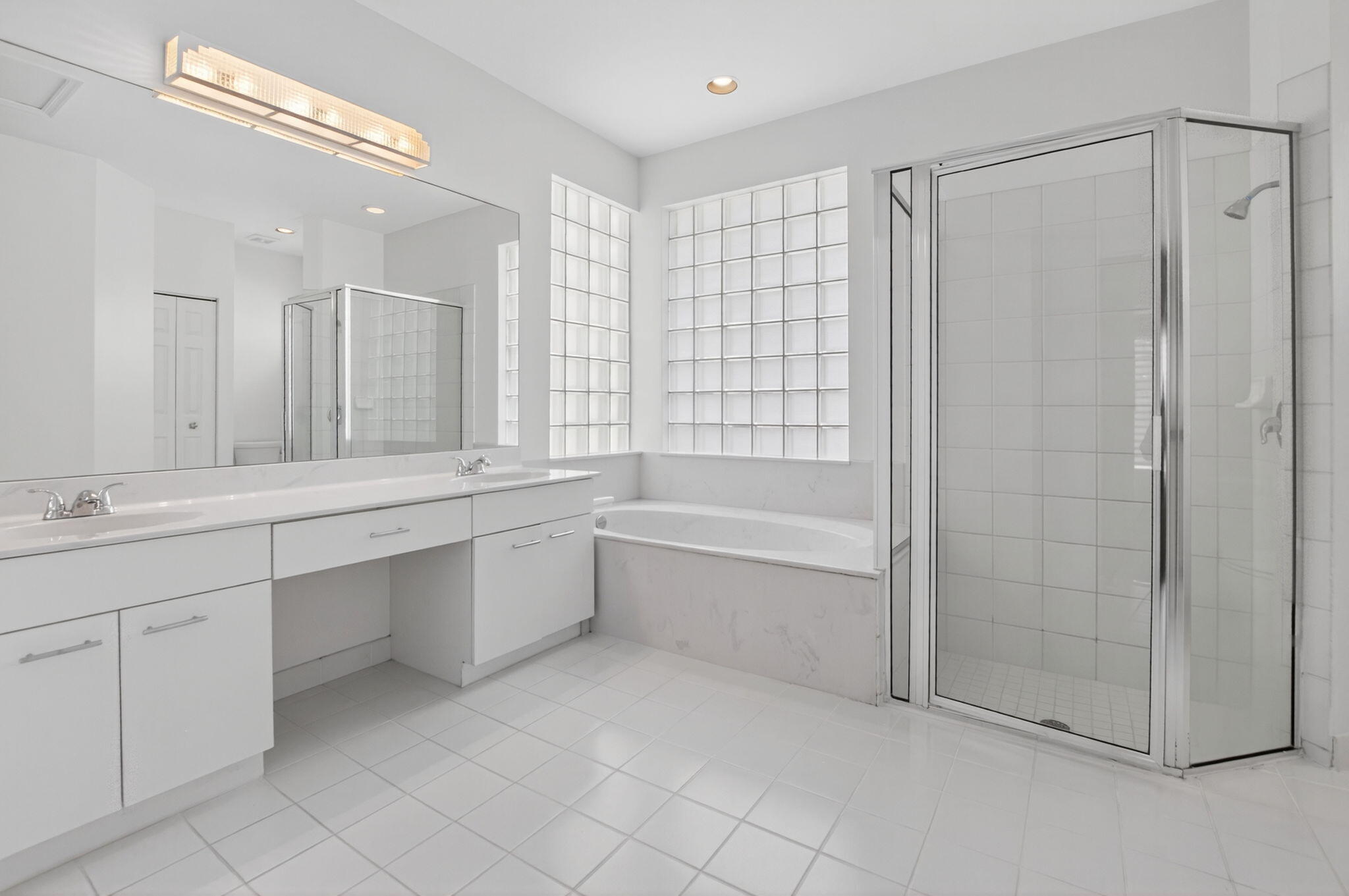 10028 Venezia Place Boca Raton, FL 33428 - Photo 22 of 40 26-web-or-mls-DSC_0455