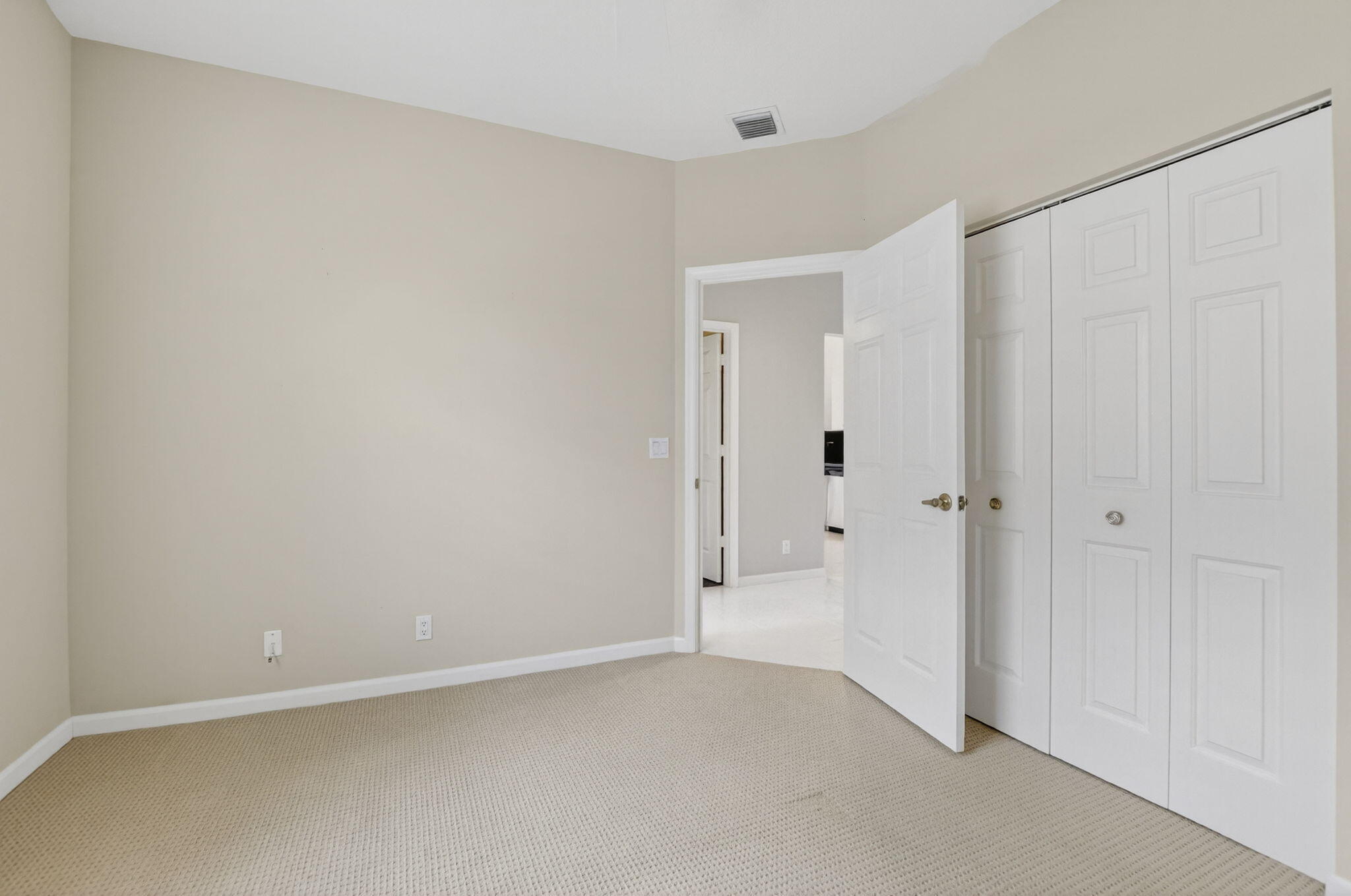 10028 Venezia Place Boca Raton, FL 33428 - Photo 25 of 40 31-web-or-mls-DSC_0476