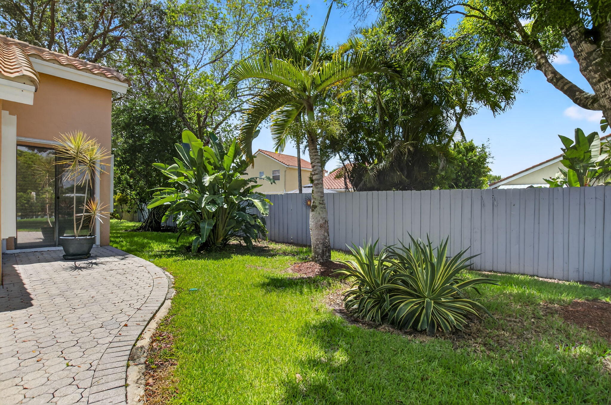 10028 Venezia Place Boca Raton, FL 33428 - Photo 34 of 40 42-web-or-mls-DSC_0533