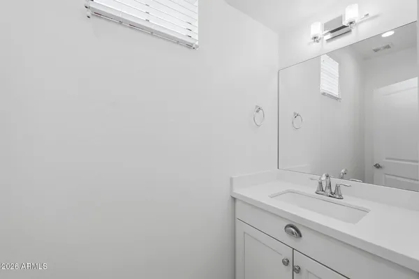 $2,200 | 2315 North 52nd Street, Unit 144, Phoenix, AZ 85008