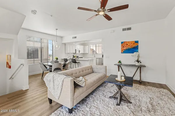 $2,200 | 2315 North 52nd Street, Unit 144, Phoenix, AZ 85008