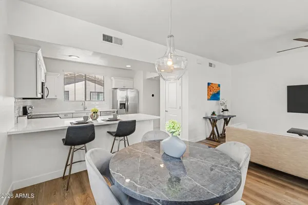 $2,200 | 2315 North 52nd Street, Unit 144, Phoenix, AZ 85008