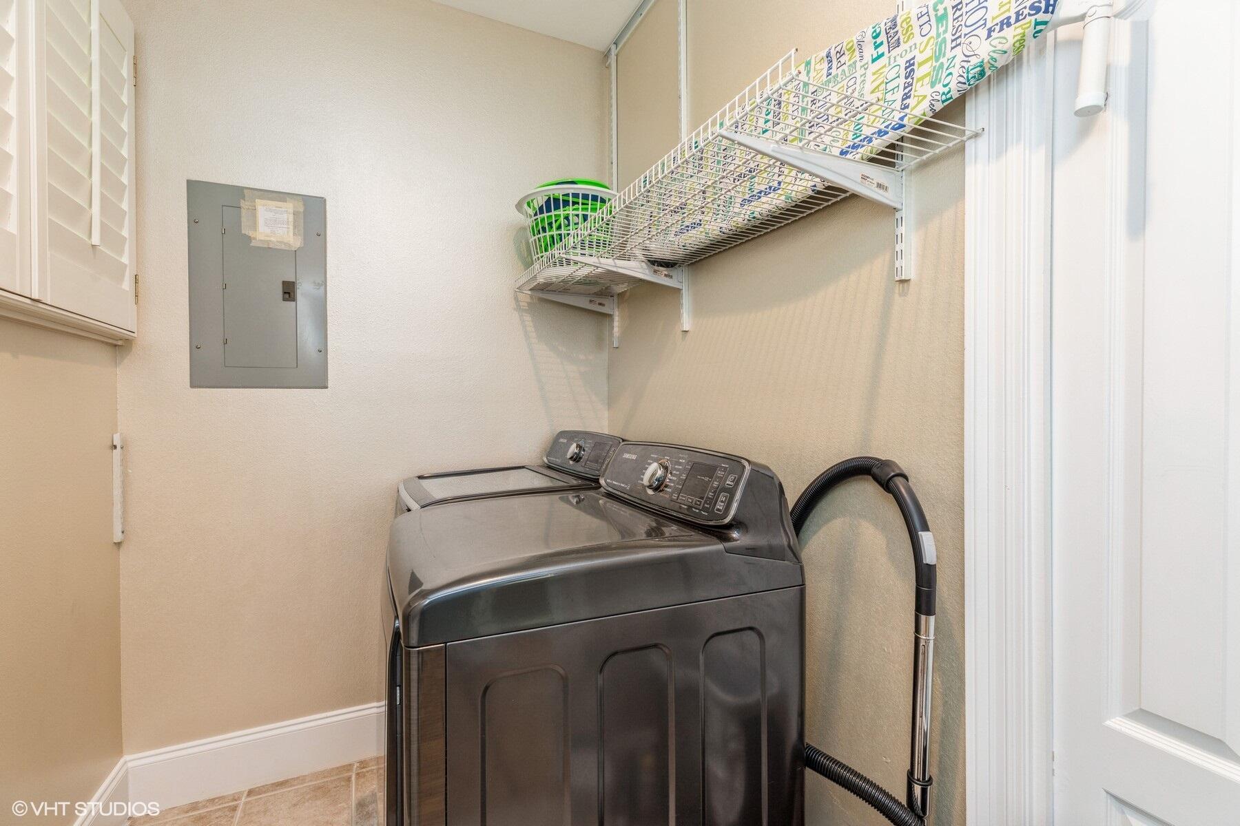 13000 Highway 20 Freeport, FL 32439 - Photo 16 of 31 a utility room with dryer and washer