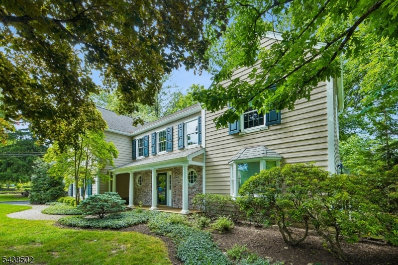 24 Canoe Brook Road Short Hills, NJ 07078 - Photo 37 of 42