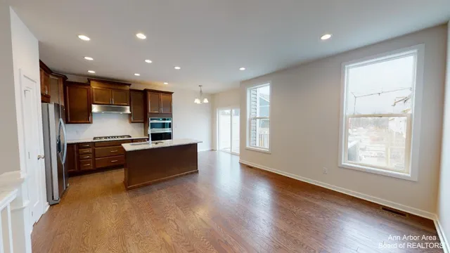 $3,400 | 2708 Spurway Drive South, Ann Arbor, MI 48105