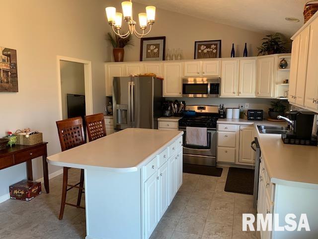 2409 Gander Road Springfield, IL 62711 - Photo 7 of 20