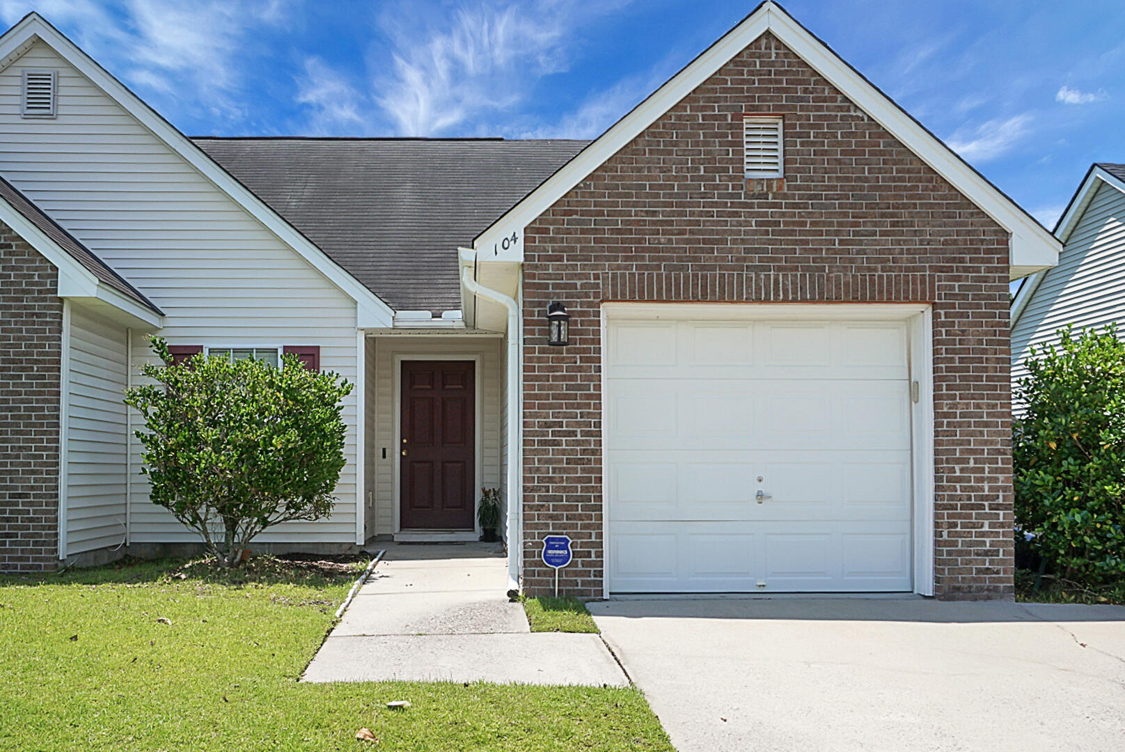 104 Old Tree Road Goose Creek, SC 29445 - Photo 4 of 42 DSC06665