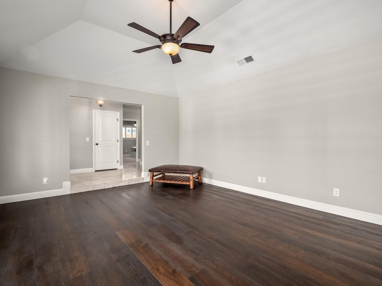 15622 West E Street Kerman, CA 93630 - Photo 13 of 43