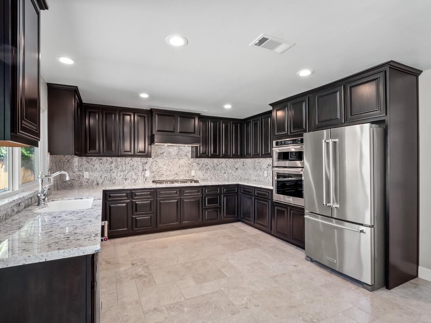 15622 West E Street Kerman, CA 93630 - Photo 20 of 43