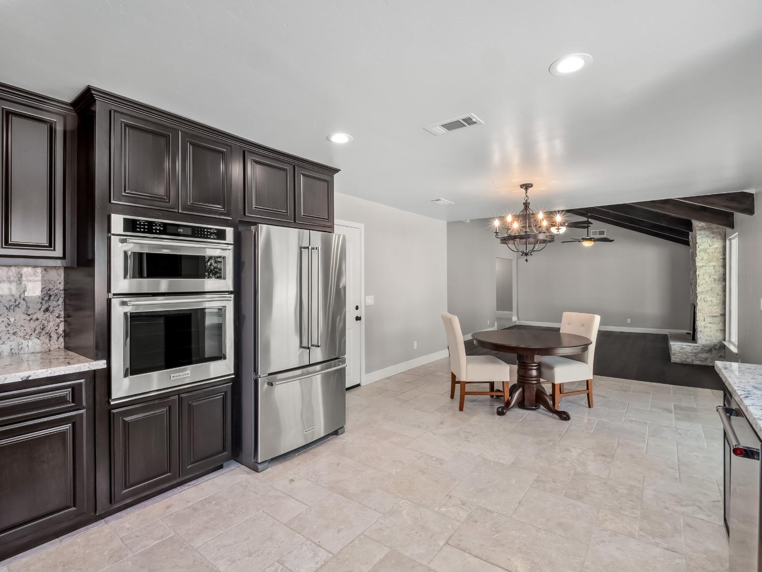 15622 West E Street Kerman, CA 93630 - Photo 24 of 43