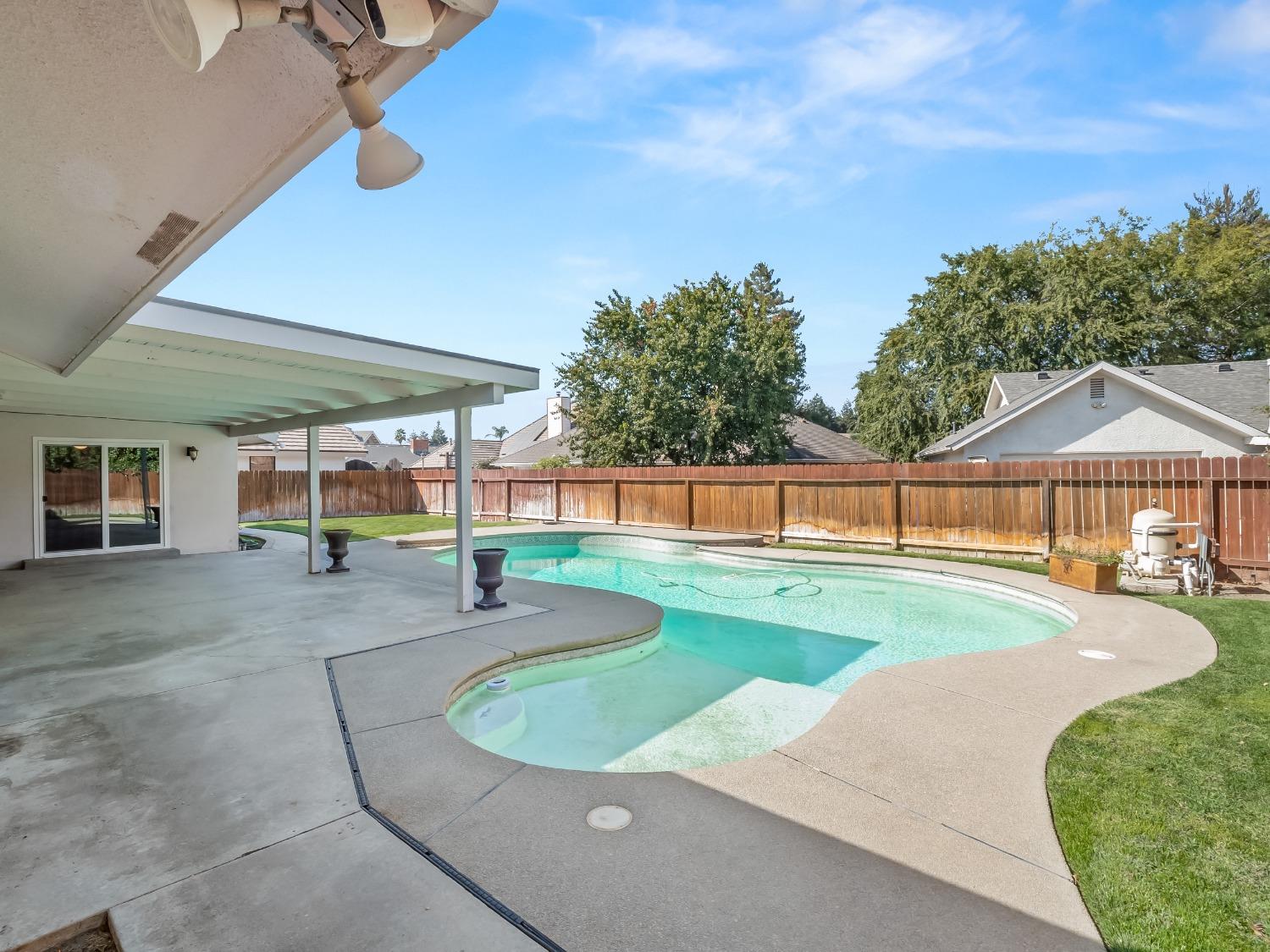 15622 West E Street Kerman, CA 93630 - Photo 38 of 43