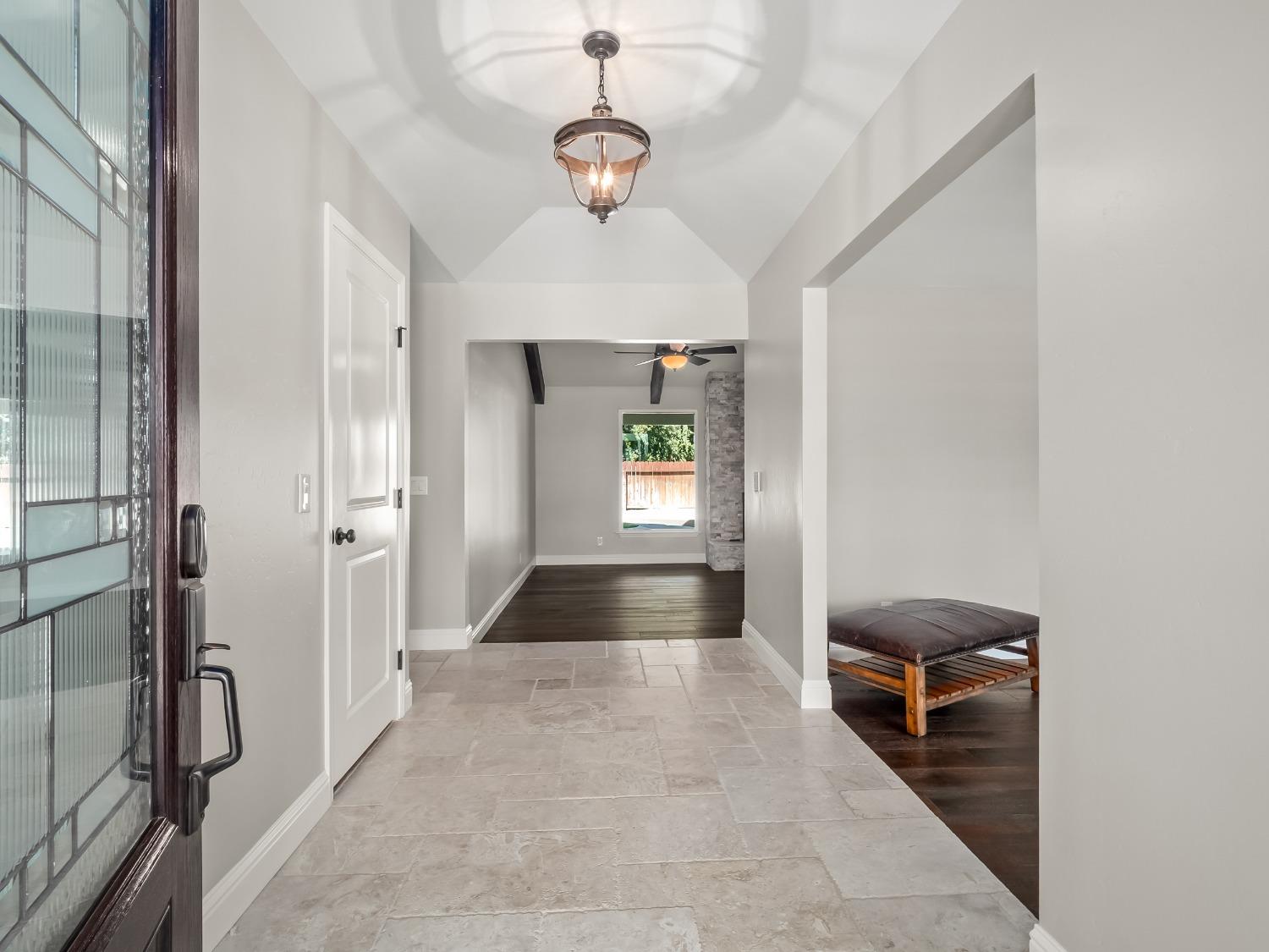 15622 West E Street Kerman, CA 93630 - Photo 10 of 43