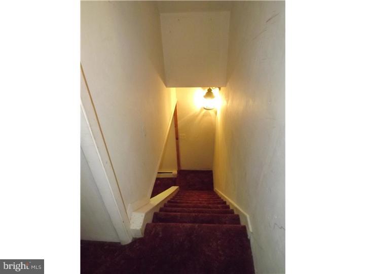 238 Golf Course Road Birdsboro, PA 19508 - Photo 11 of 20 Hallway