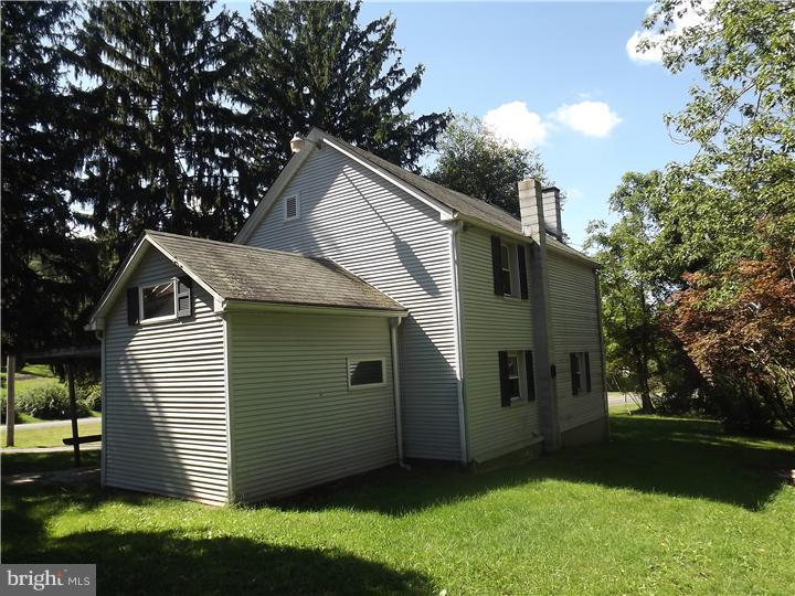 238 Golf Course Road Birdsboro, PA 19508 - Photo 15 of 20 Exterior Back