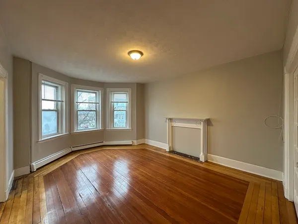 $3,150 | 39 Forest Street, Unit 2, Boston, MA 02119