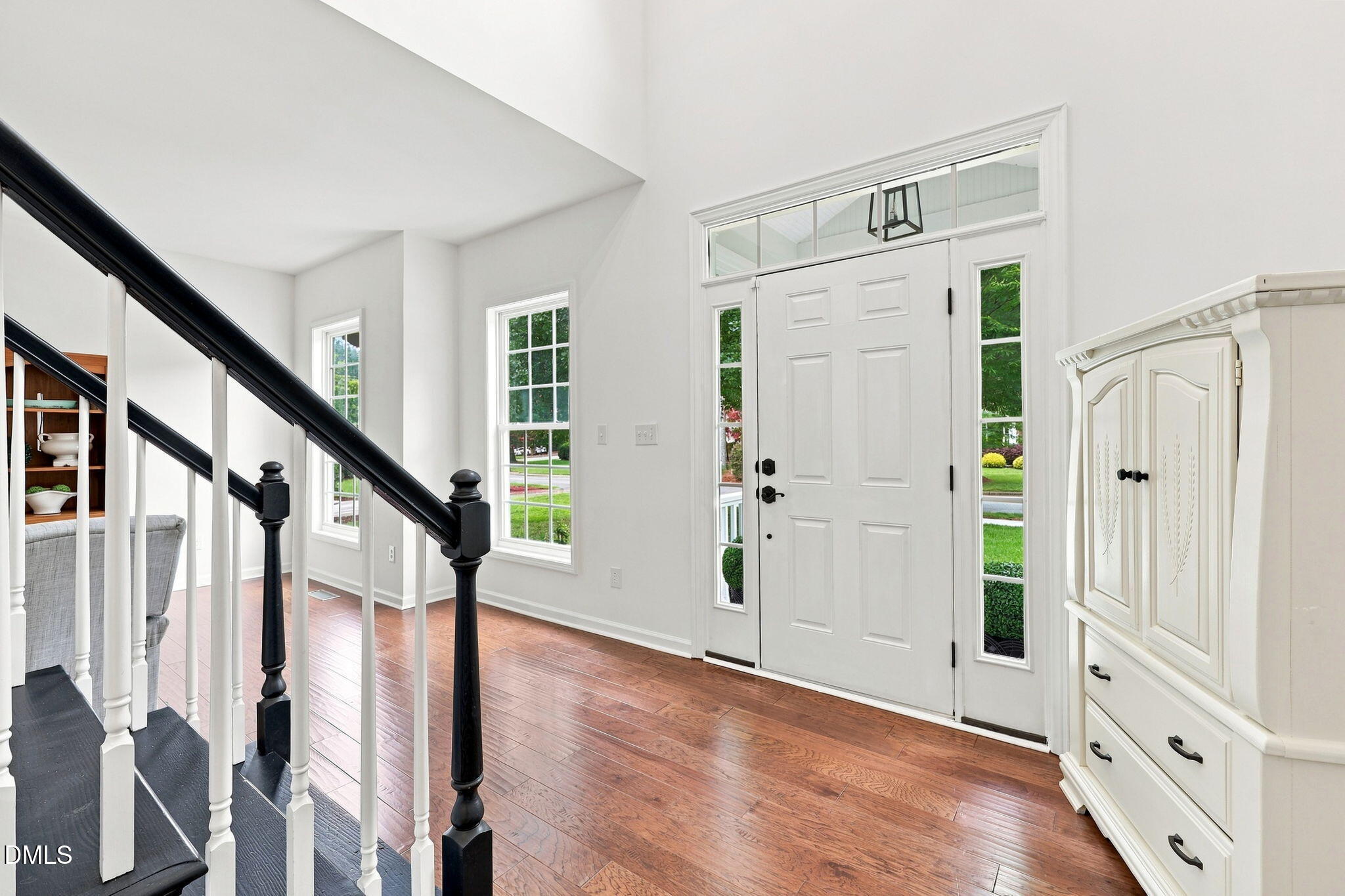 1601 Wood Spring Court Raleigh, NC 27614 - Photo 6 of 52 6 - Foyer