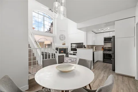 $3,000 | 7110 La Tijera Boulevard, Unit J202, Los Angeles, CA 90045