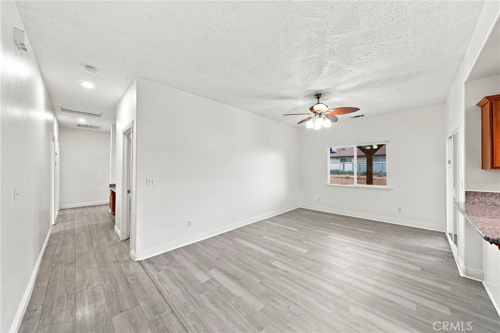 20255 Rimrock Road East Apple Valley, CA 92307 - Photo 10 of 55 Gallery Image 10
