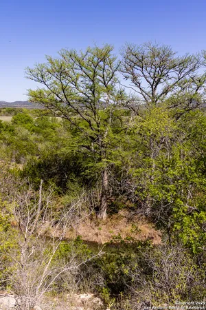 $579,000 | 816 Cornelius Road, Utopia, TX 78884