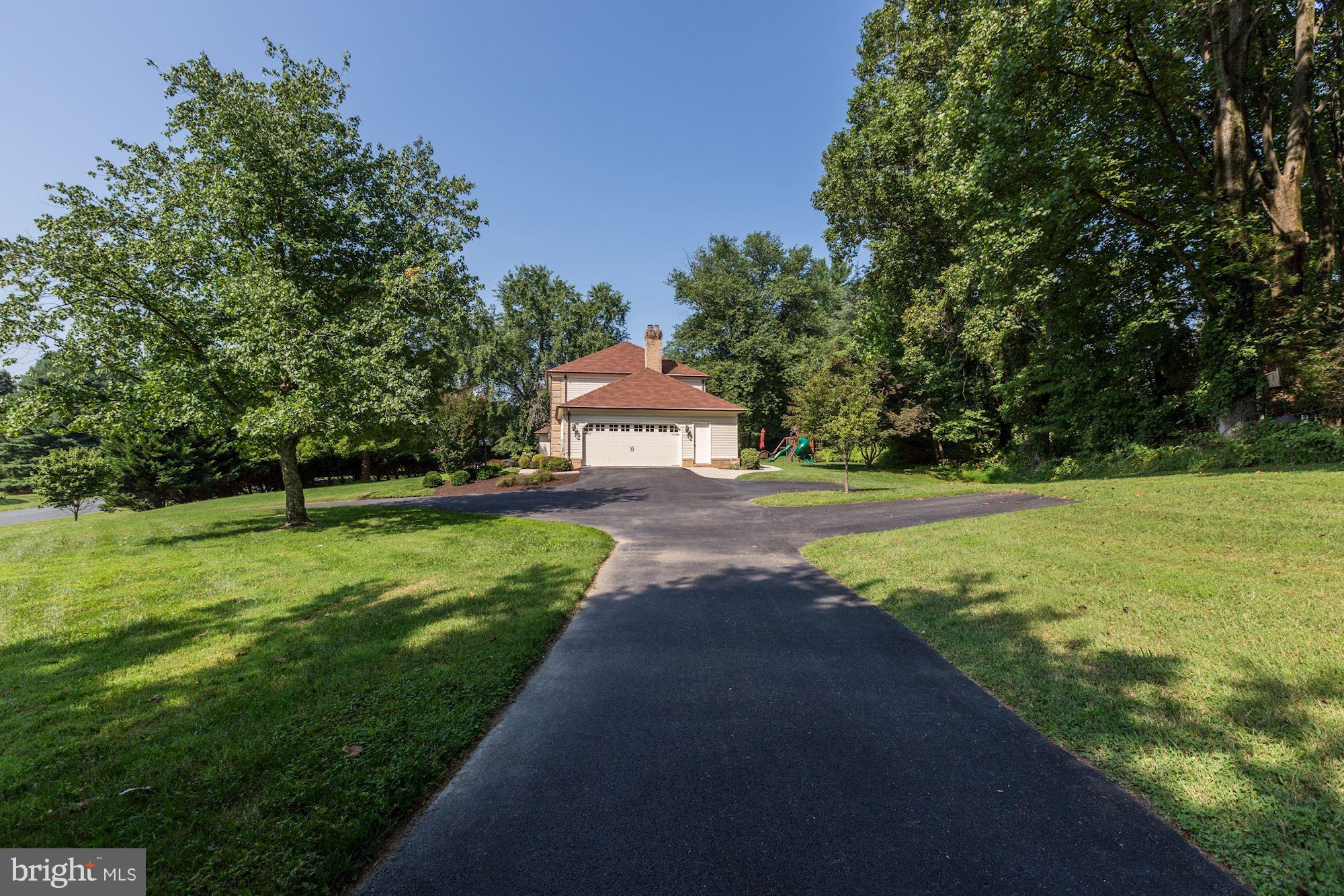 16204 Whitehaven Road Silver Spring, MD 20906 - Photo 5 of 35 Gallery Image 5