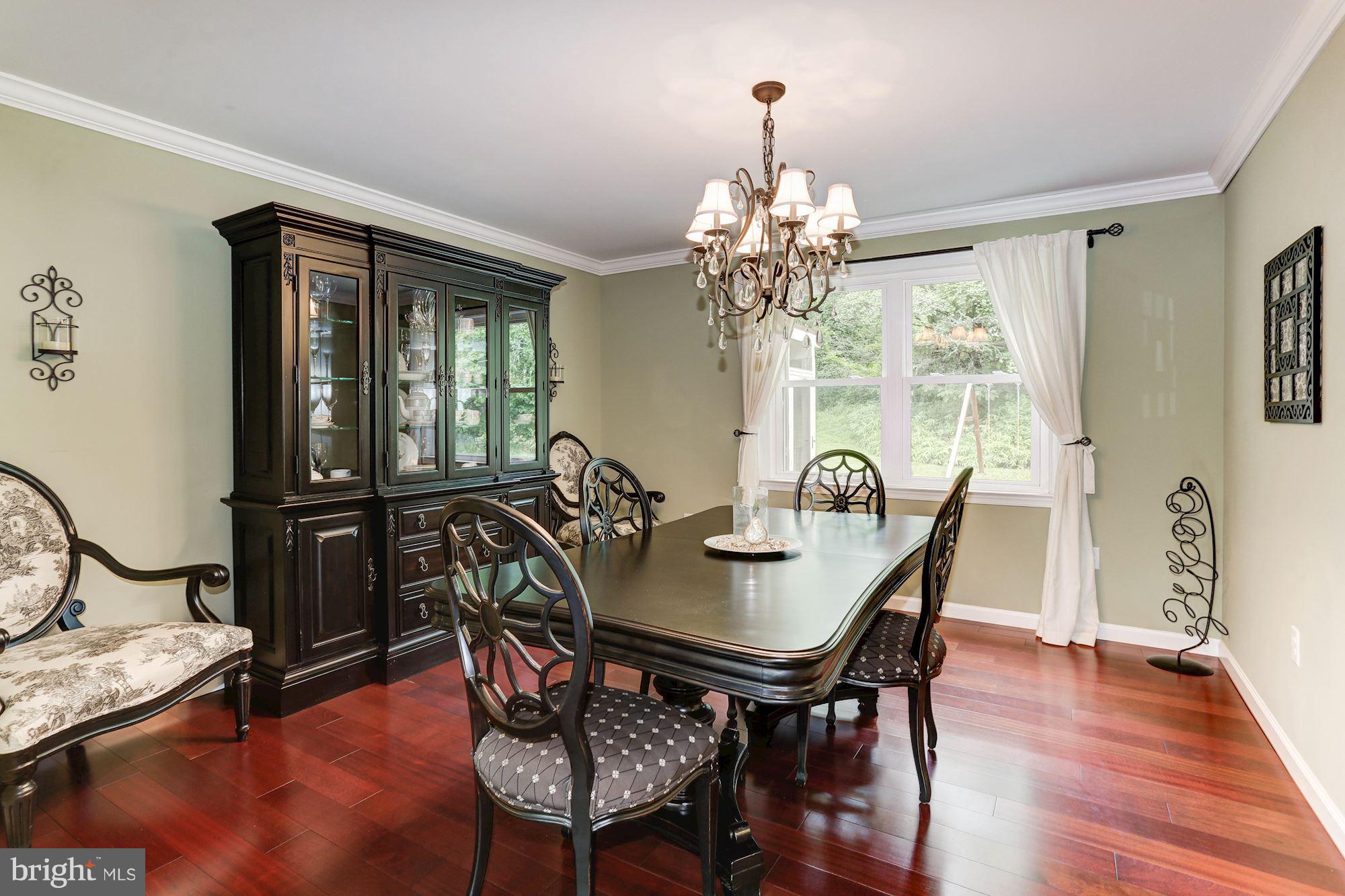 16204 Whitehaven Road Silver Spring, MD 20906 - Photo 10 of 35 Dining Room