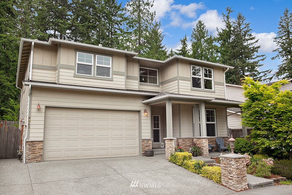 9017 240th Street Southwest Edmonds, WA 98026 - Photo 1 of 25 Gallery Image 1