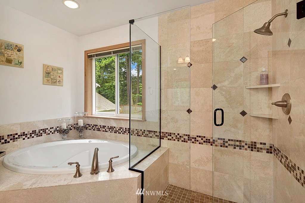 9017 240th Street Southwest Edmonds, WA 98026 - Photo 17 of 25 Gallery Image 17