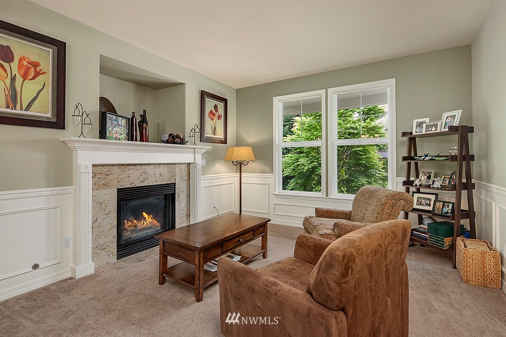 9017 240th Street Southwest Edmonds, WA 98026 - Photo 3 of 25 Gallery Image 3