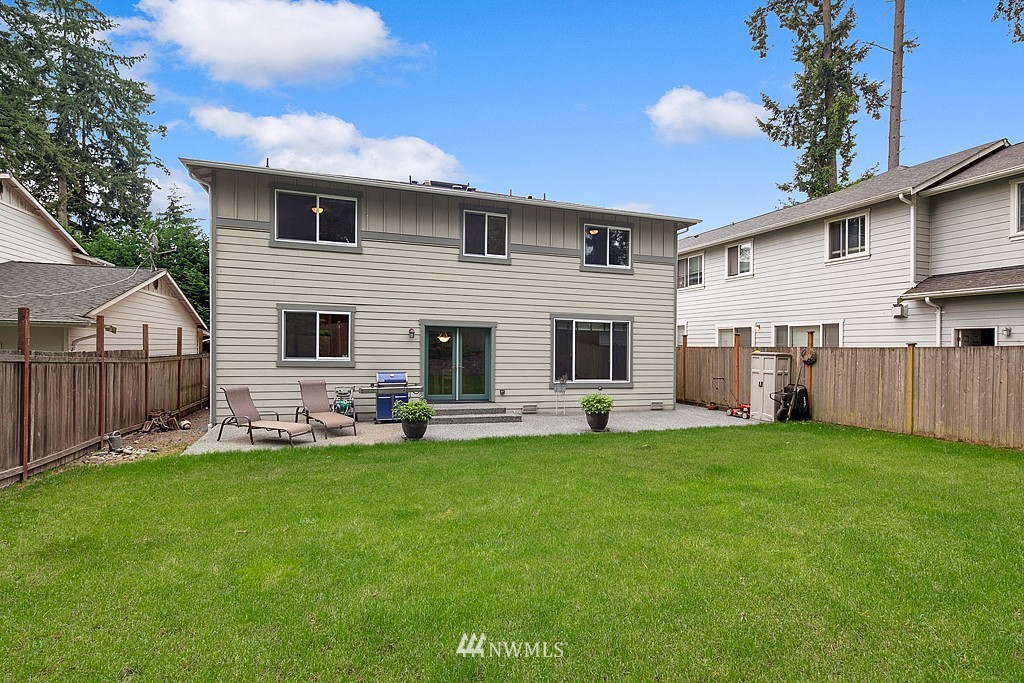 9017 240th Street Southwest Edmonds, WA 98026 - Photo 24 of 25 Gallery Image 24