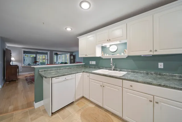 $549,900 | 21 Taylor River Estates, Hampton, NH 03842