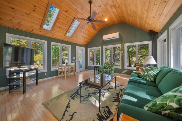 $549,900 | 21 Taylor River Estates, Hampton, NH 03842