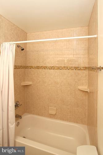 2725 Weller Road Silver Spring, MD 20906 - Photo 12 of 30 Bath