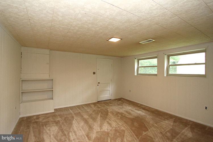 2725 Weller Road Silver Spring, MD 20906 - Photo 19 of 30 Bedroom (Master)