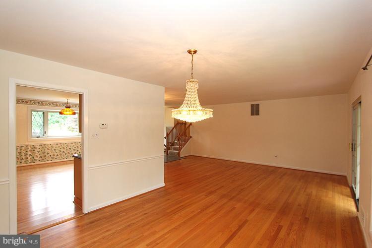 2725 Weller Road Silver Spring, MD 20906 - Photo 24 of 30 Dining Room