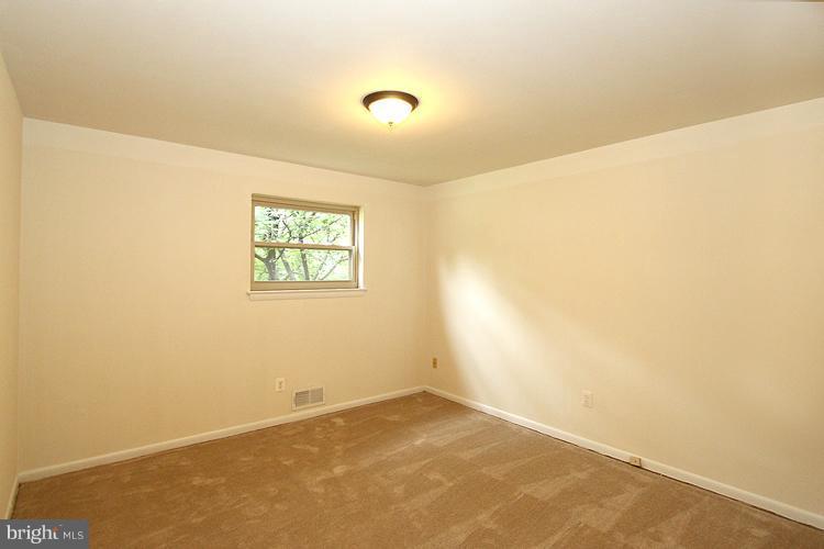 2725 Weller Road Silver Spring, MD 20906 - Photo 9 of 30 Bedroom