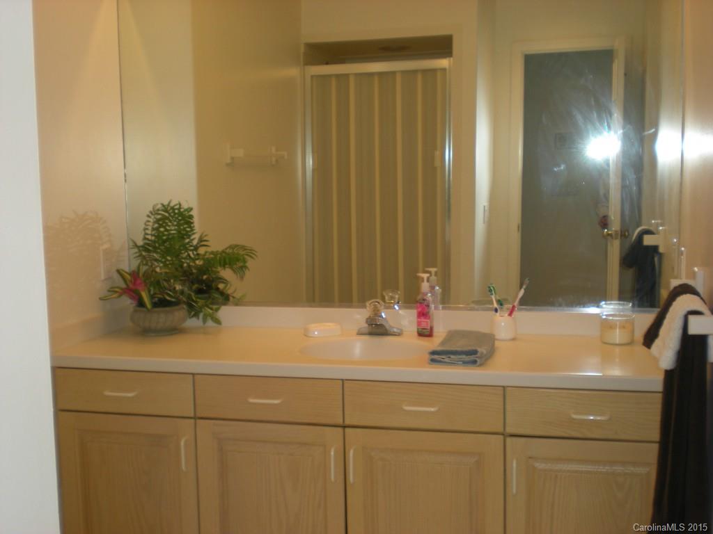 322 Lakeview Road New London, NC 28127 - Photo 21 of 24 Gallery Image 21