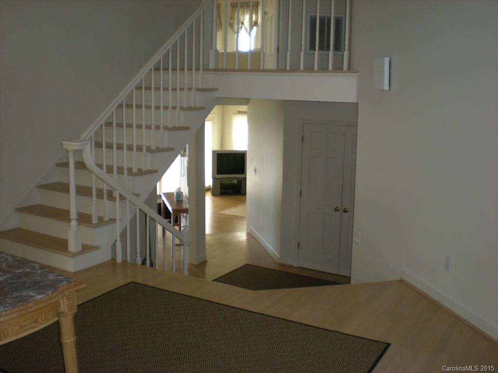 322 Lakeview Road New London, NC 28127 - Photo 7 of 24 Gallery Image 7