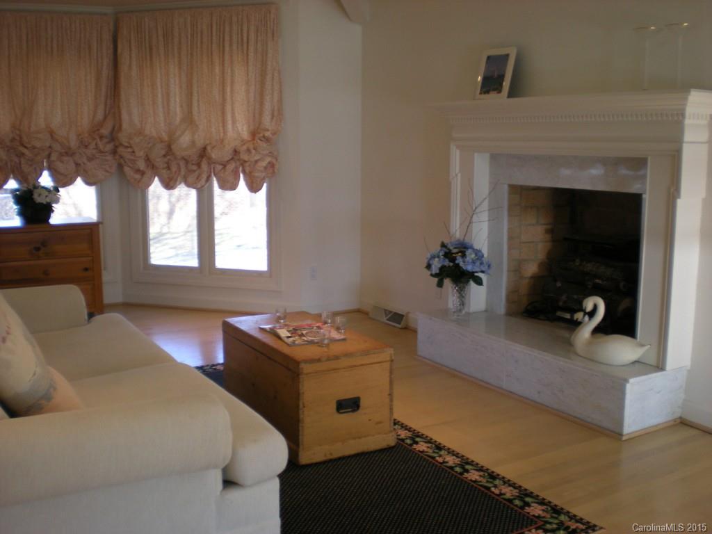 322 Lakeview Road New London, NC 28127 - Photo 10 of 24 Gallery Image 10