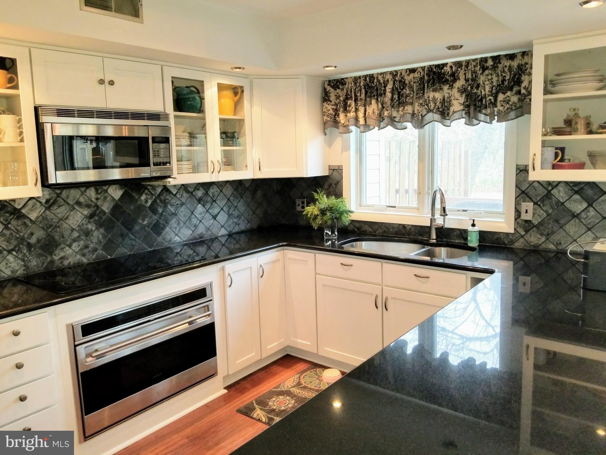 25 Ingham Way New Hope, PA 18938 - Photo 11 of 23 Kitchen