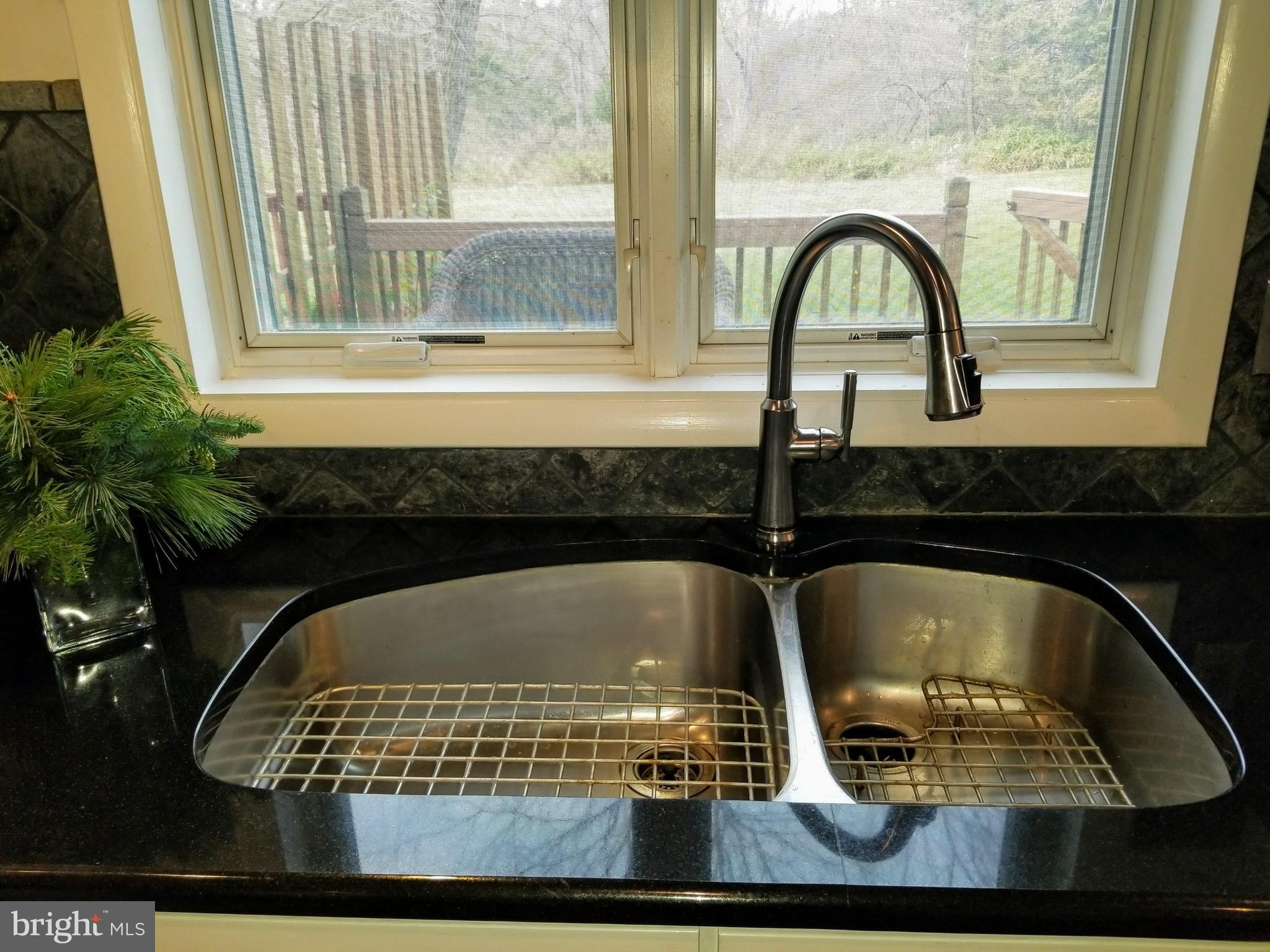 25 Ingham Way New Hope, PA 18938 - Photo 13 of 23 Double Sink