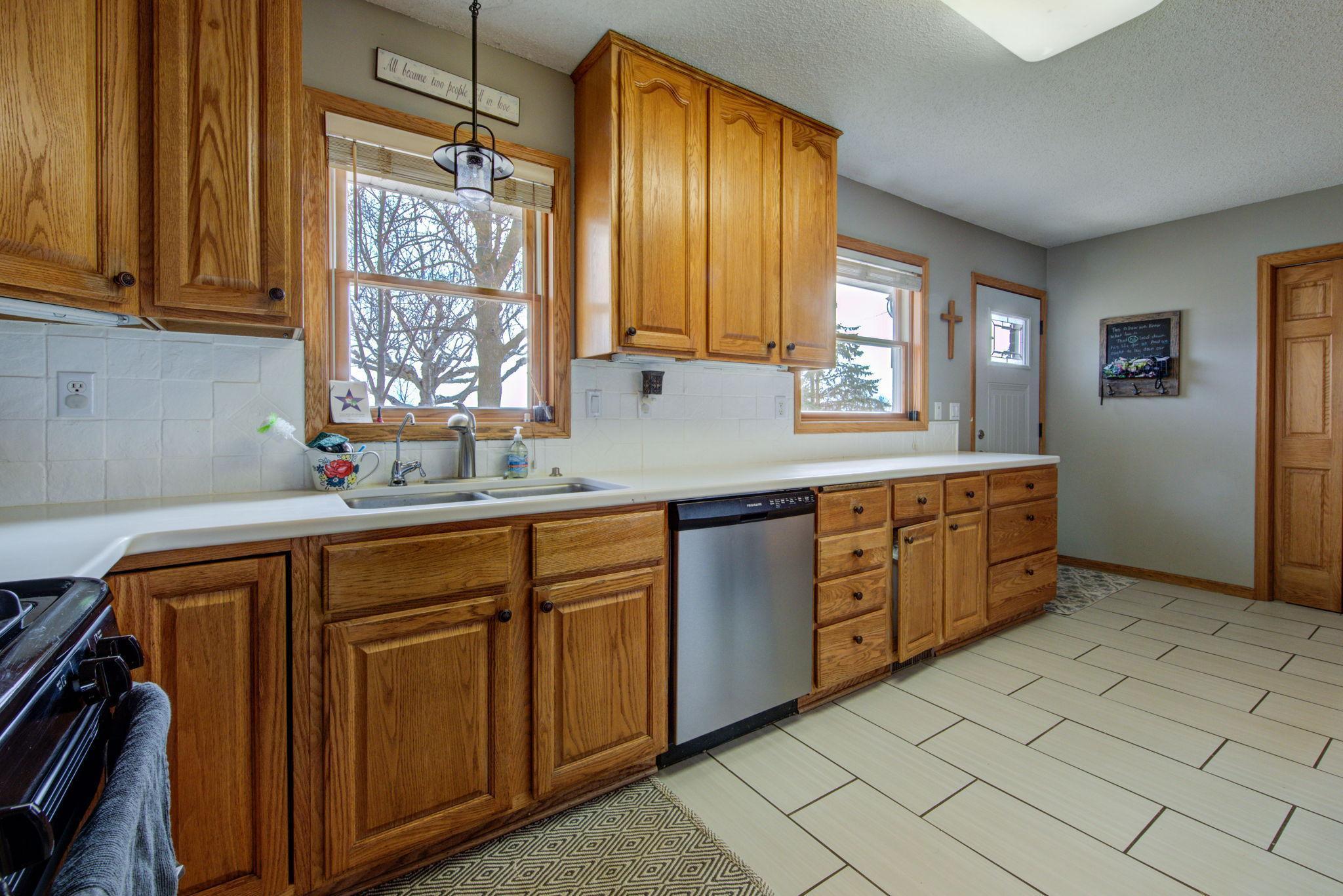 2665 Nelson Road Independence, MN 55328 - Photo 8 of 27