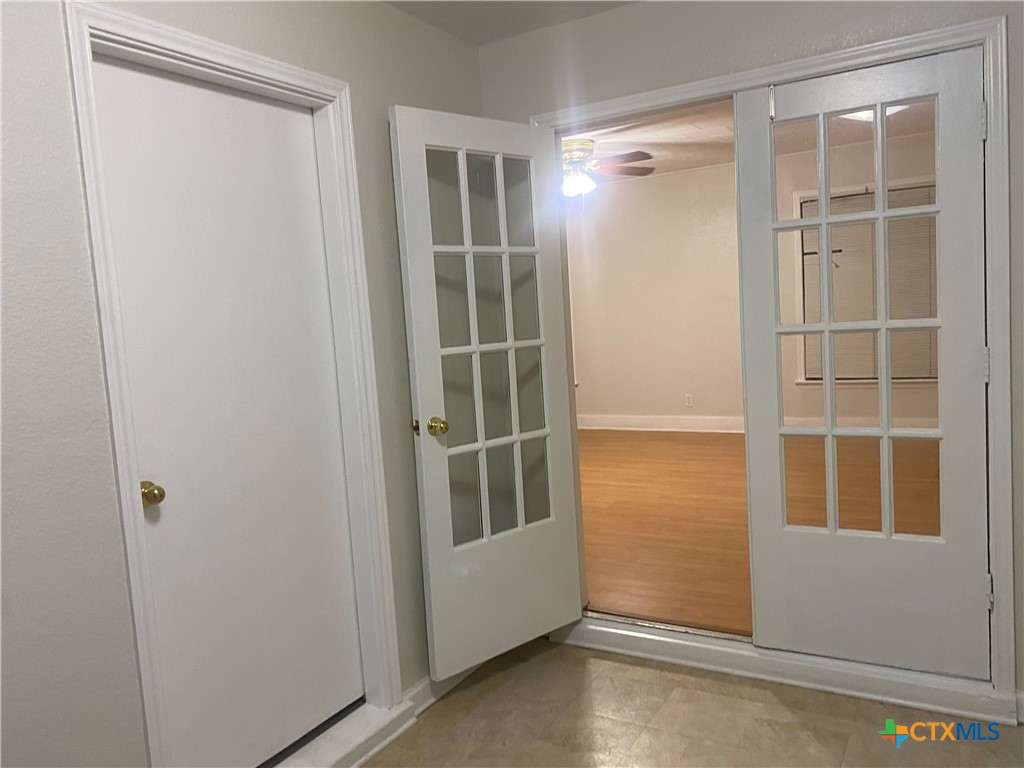 7334 Thurow Street Houston, TX 77087 - Photo 6 of 14