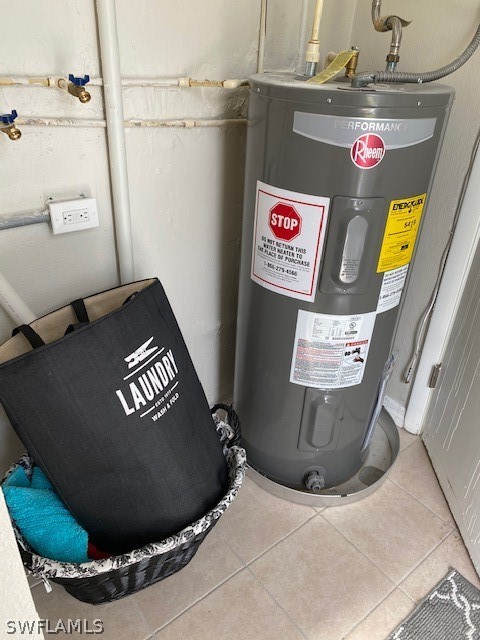 306 Oregon Road West Lehigh Acres, FL 33936 - Photo 9 of 26 a view of water heater room