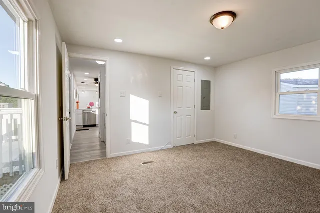 $109,900 | 3 Clayton Drive, Clayton, DE 19938