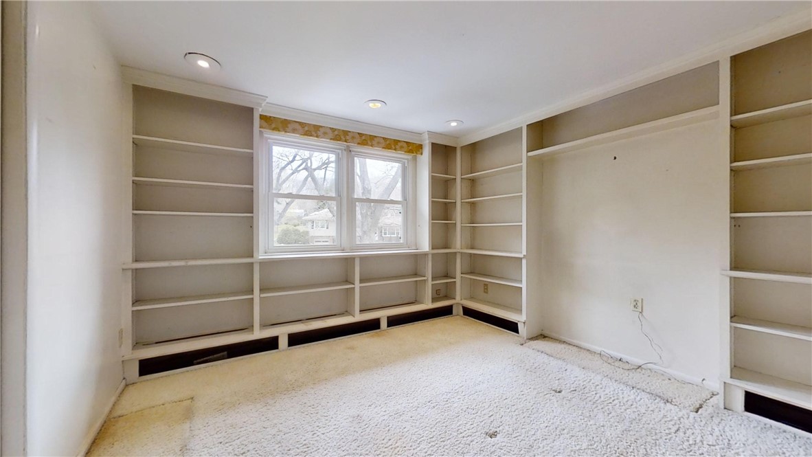 28 Hilltop Drive Warwick, RI 02818 - Photo 23 of 25